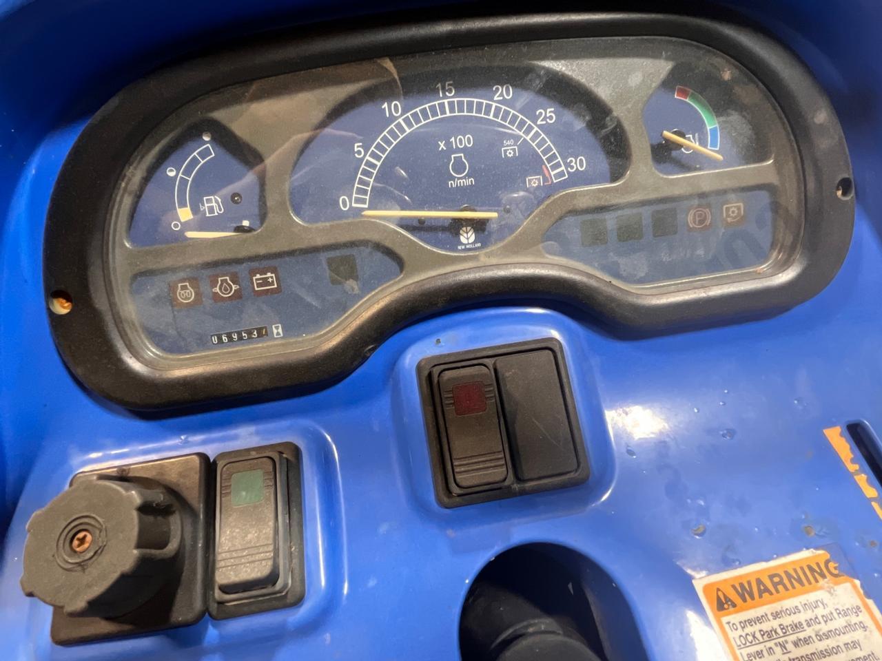 New Holland TC45DA Tractor with Loader