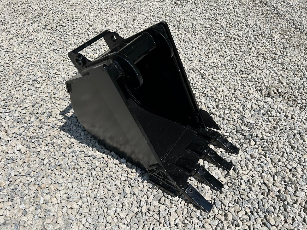 18" X-Change Bucket For A Bobcat Excavator