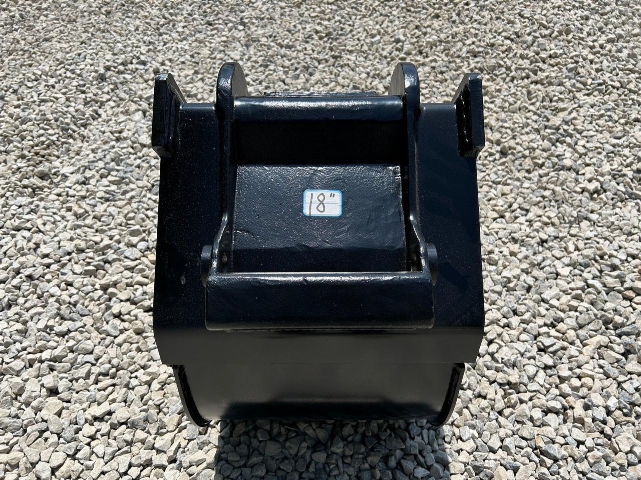 18" X-Change Bucket For A Bobcat Excavator
