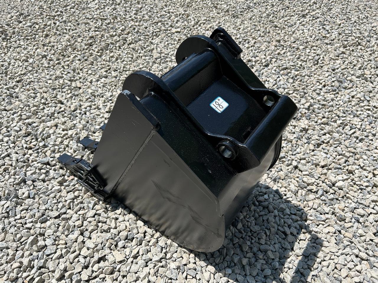 18" X-Change Bucket For A Bobcat Excavator