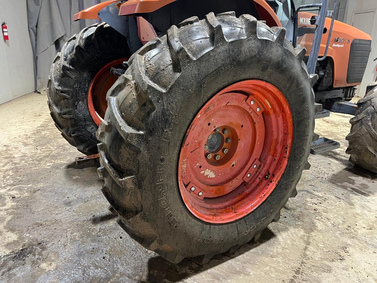 Kubota M105X Tractor with Cab