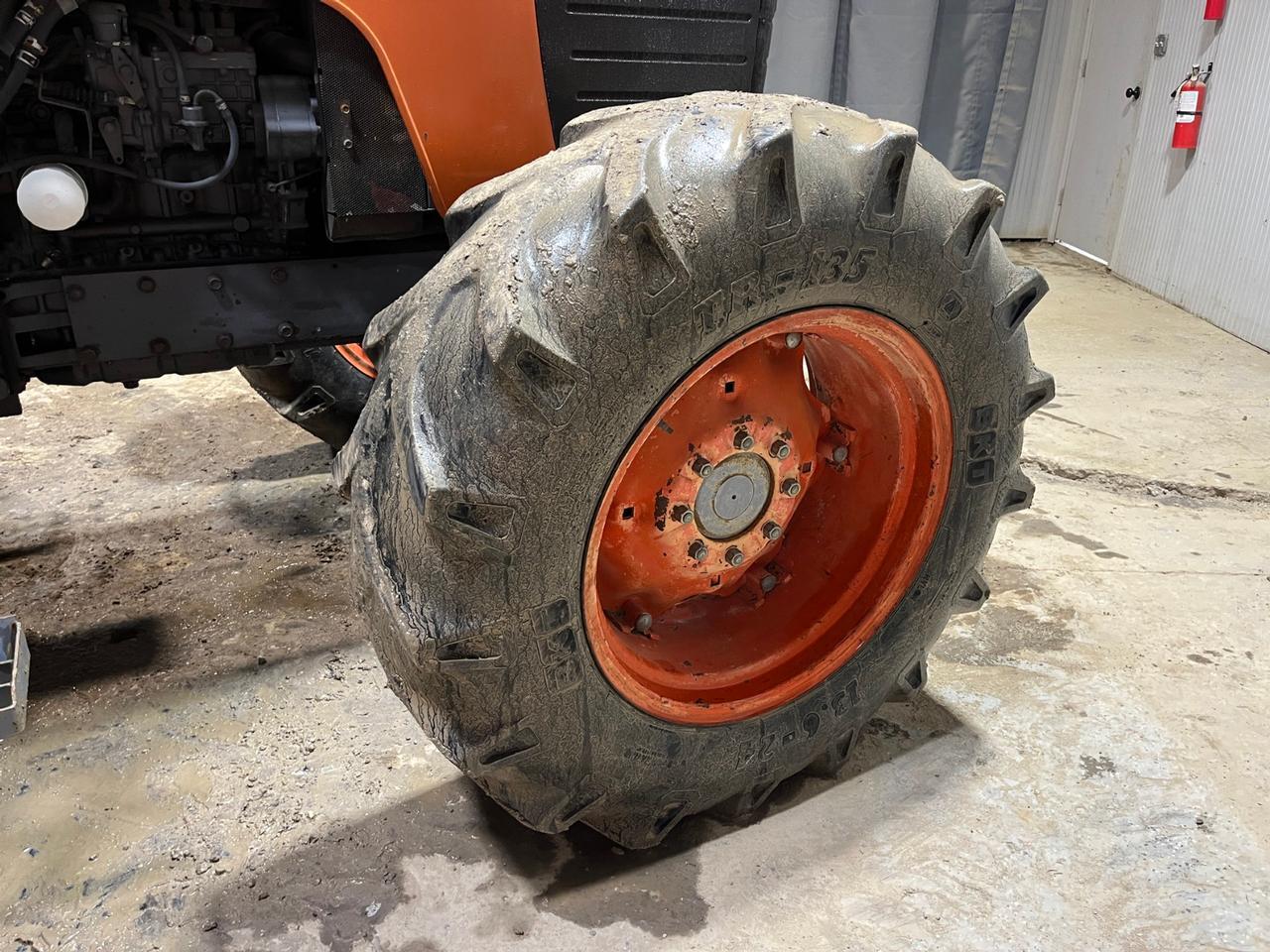 Kubota M105X Tractor with Cab