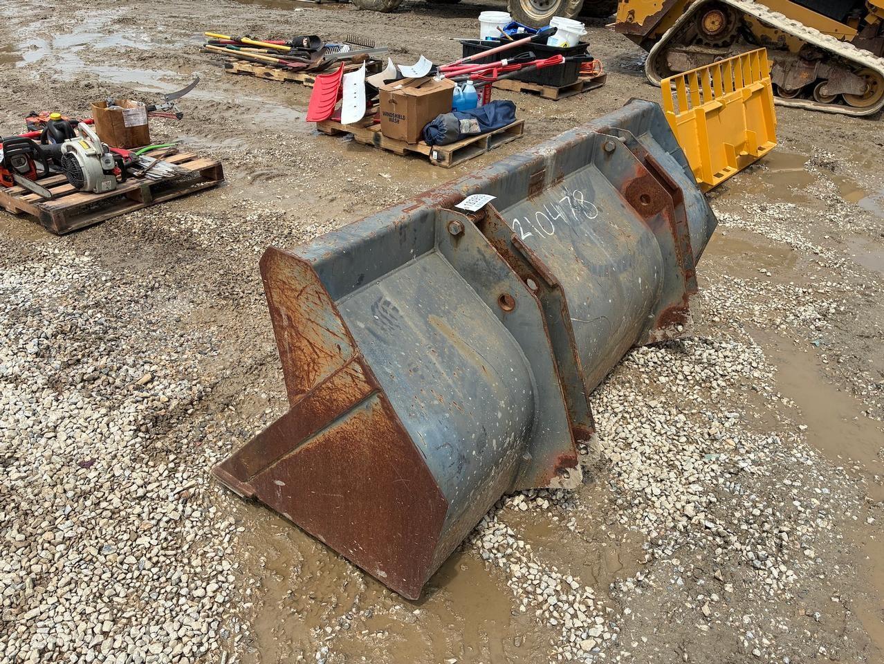 82" Loader Bucket