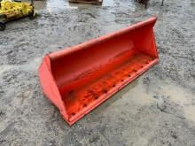 Kubota 72" Pin On Loader Bucket