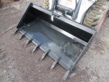 Wildcat 72" Skid Steer Tooth Bucket