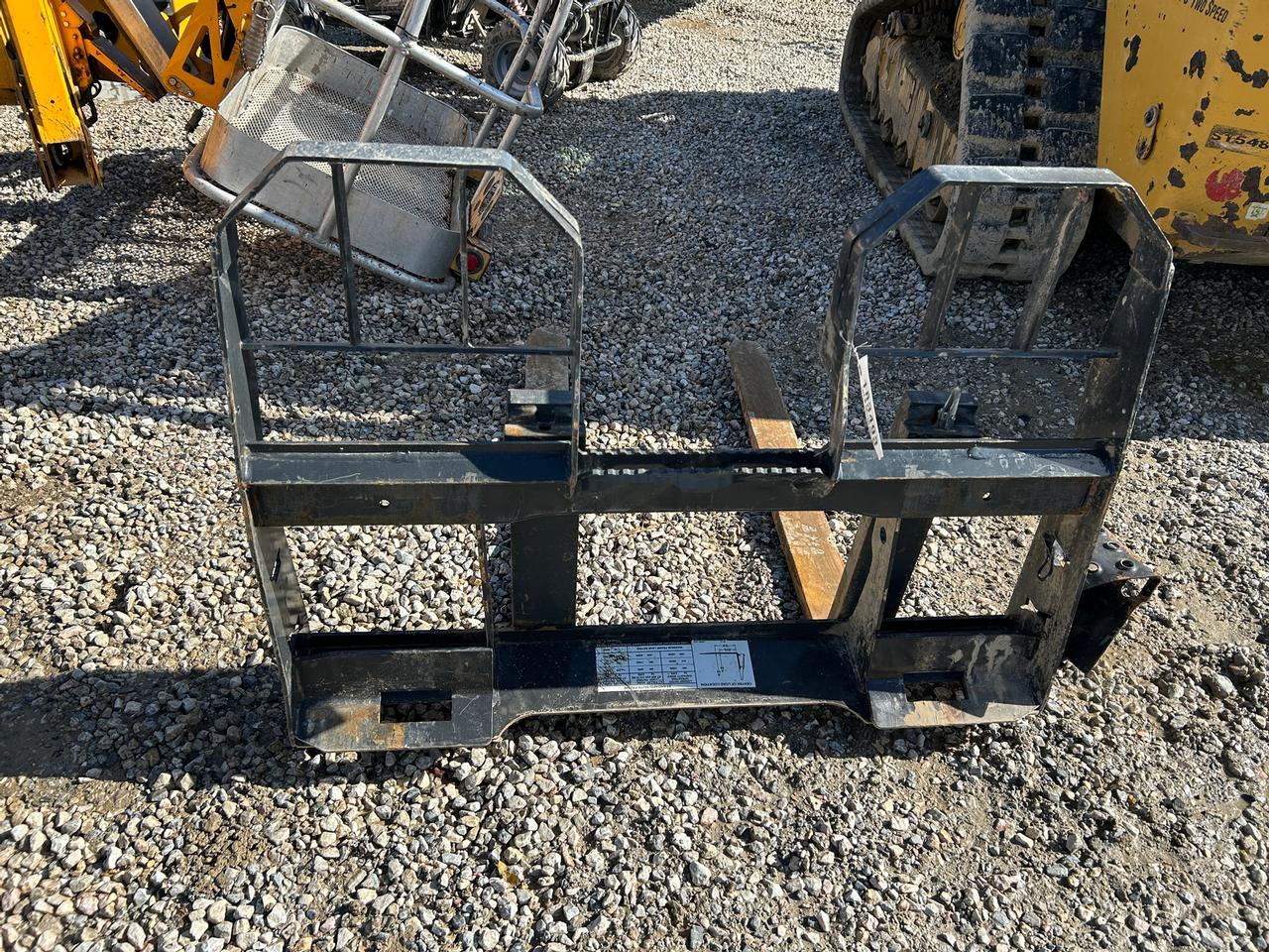 Bobcat Skid Steer Pallet Forks