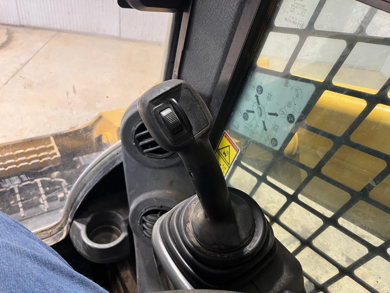 2019 Caterpillar 289D Skid Steer Loader