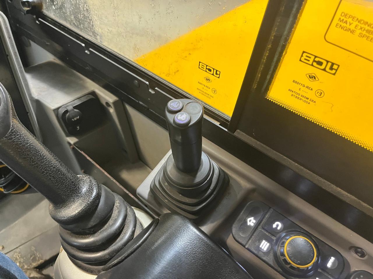 2022 JCB 86C-2 Excavator