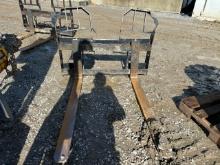 Bobcat Skid Steer Pallet Forks