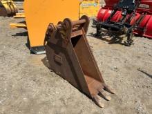 12" Backhoe Bucket