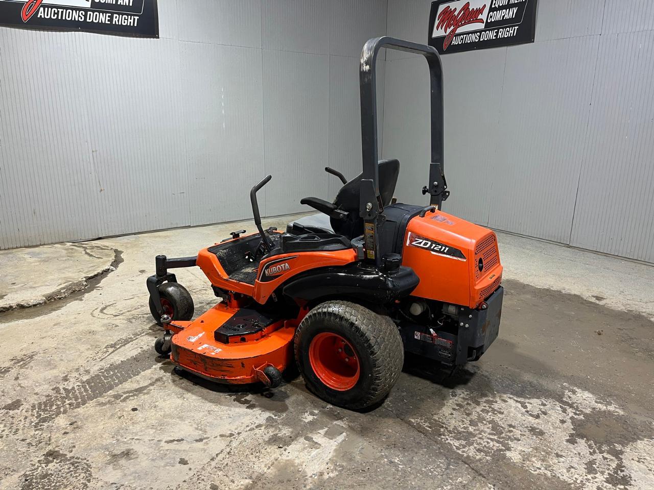 Kubota ZD1211 Zero Turn Mower