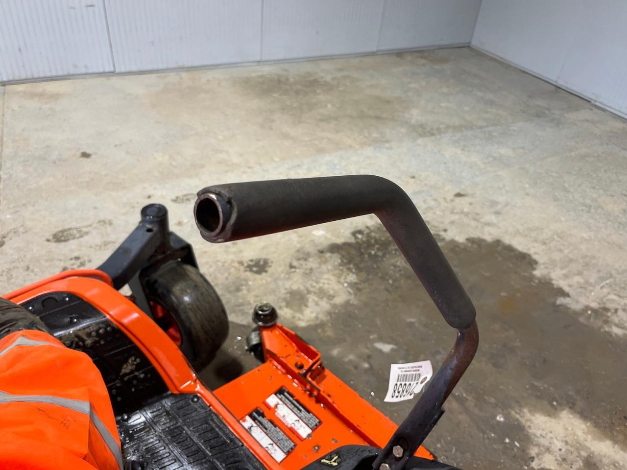Kubota ZD1211 Zero Turn Mower