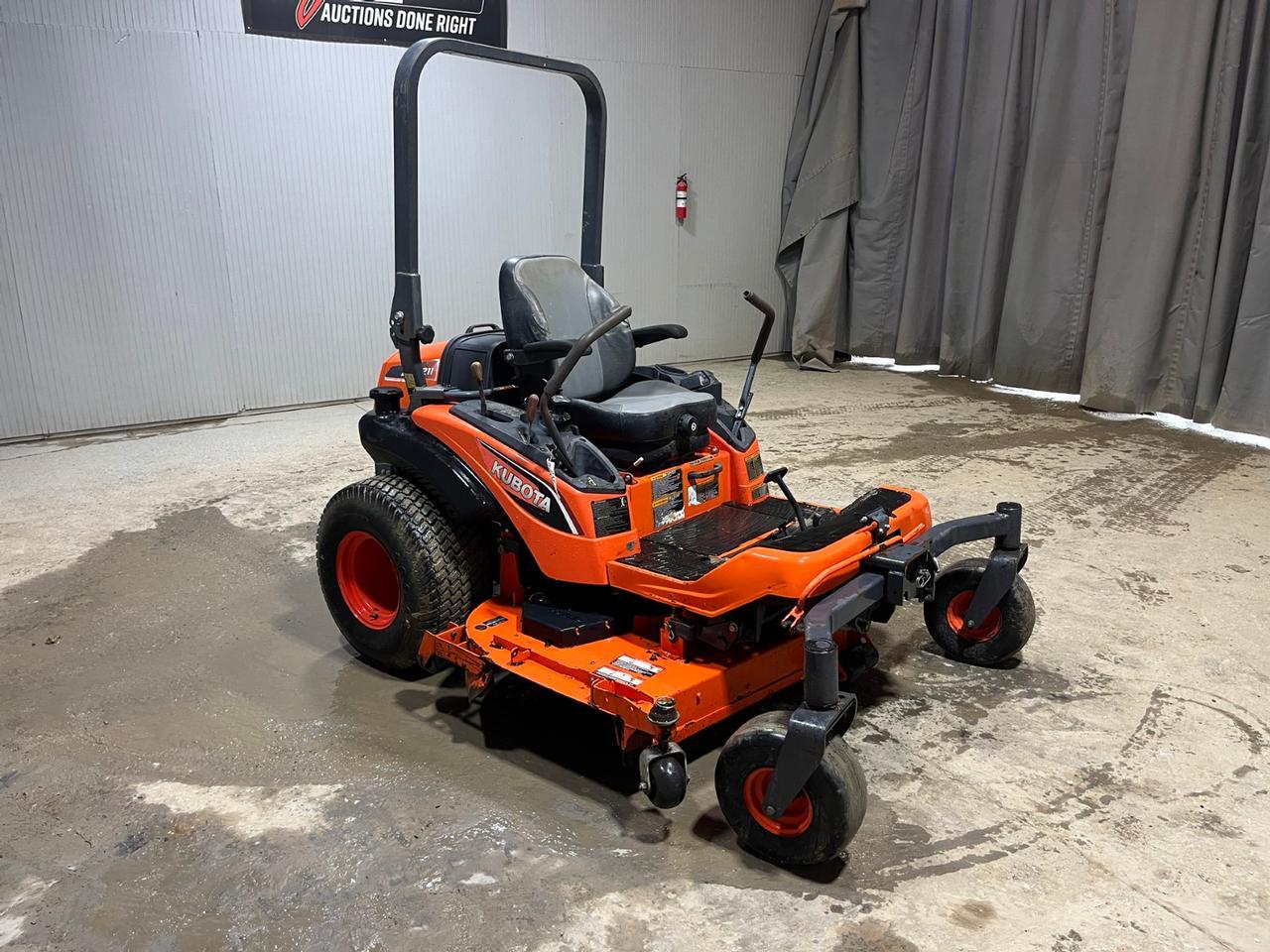 Kubota ZD1211 Zero Turn Mower