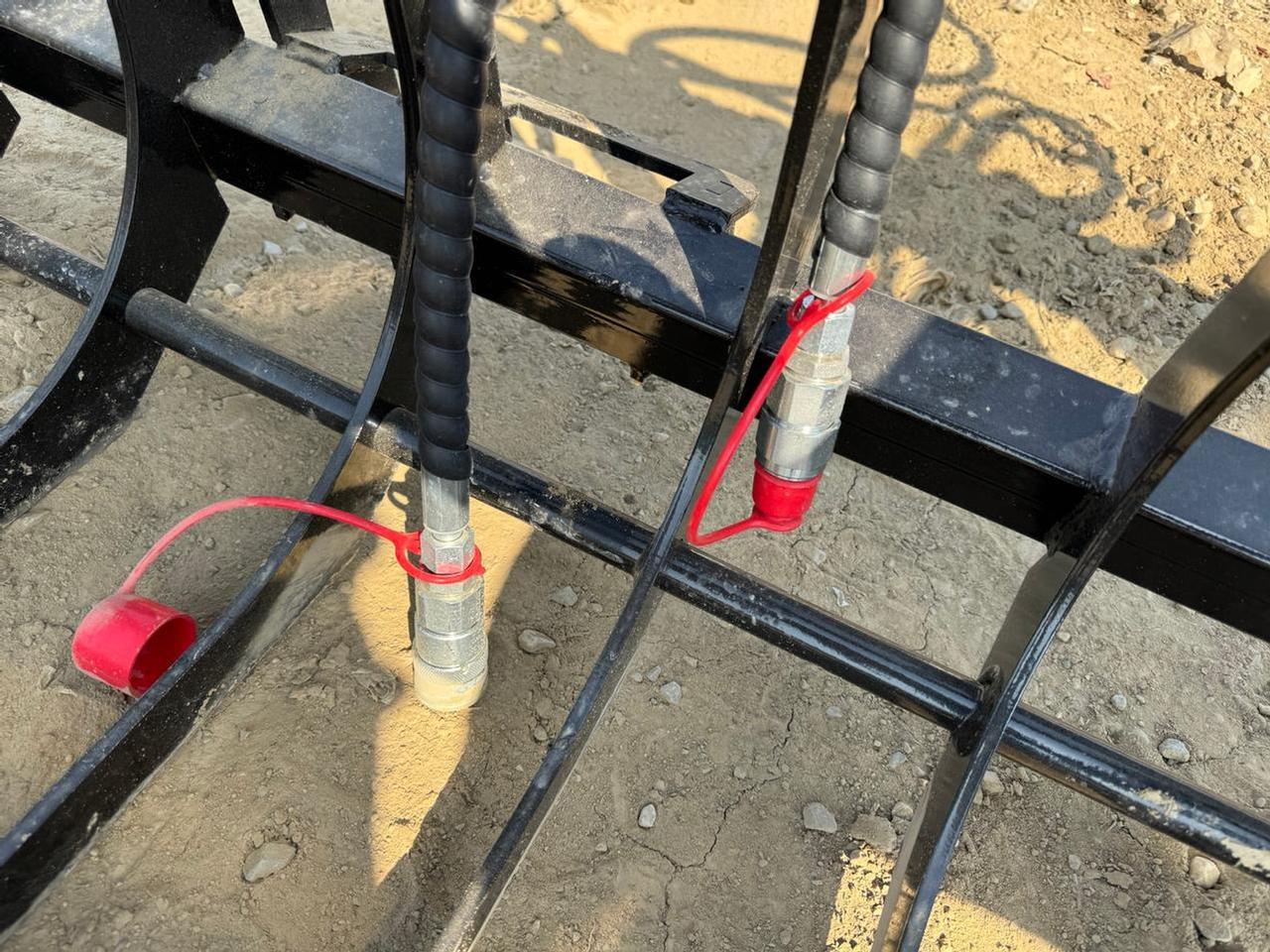 Skid Steer Skeleton Grapple