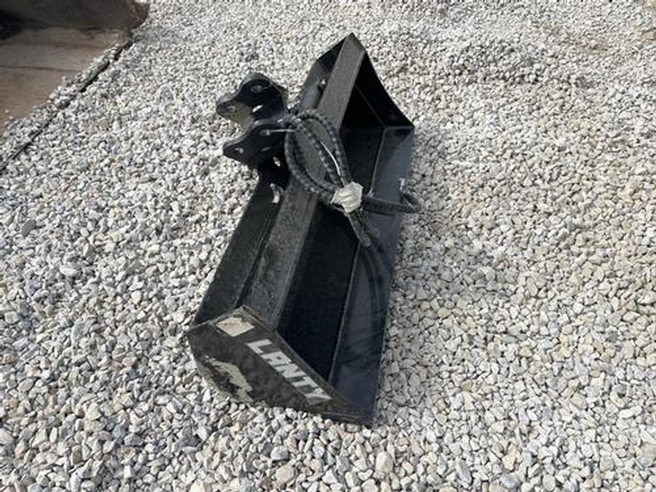 36" Excavator Bucket