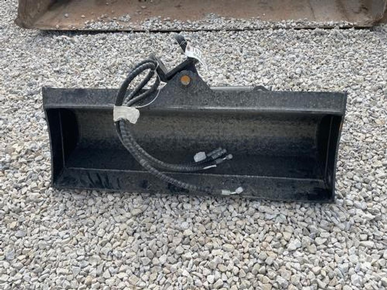 36" Excavator Bucket
