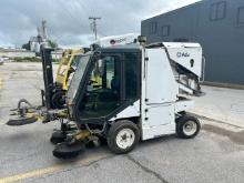 Nilfisk RS850 Self Propelled Sweeper
