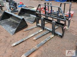 Skid loader mount 48in forks, 4200lb capacity