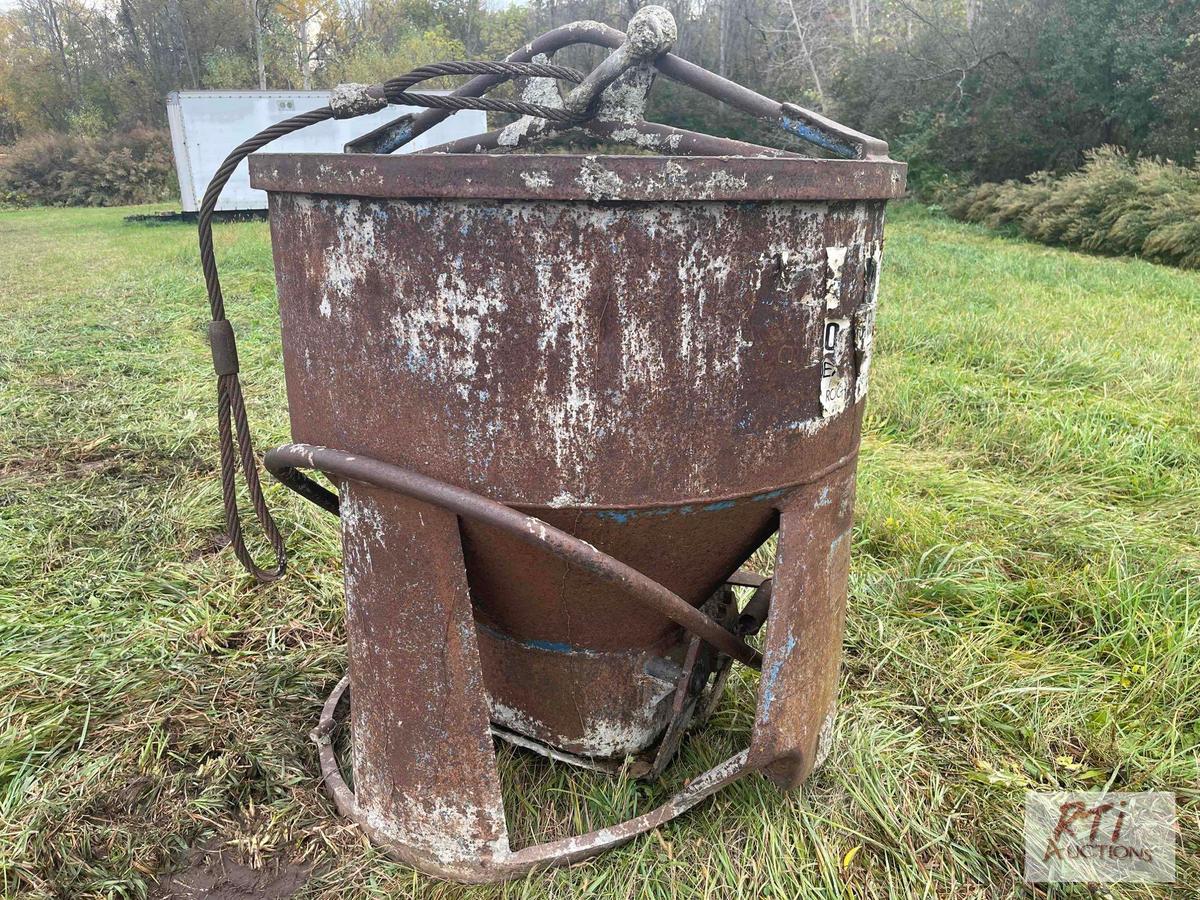 Concrete bucket