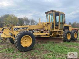 John Deere 570A grader, Runs and operates, 10' moldboard, Front scarifier