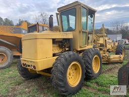 John Deere 570A grader, Runs and operates, 10' moldboard, Front scarifier