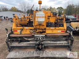 LeeBoy L8500T paver, 1625 hours, Diesel, Legend screed system, 8 1/2ft width, Runs and operates