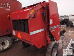 Massey Ferguson 1734 round baler