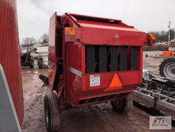 Massey Ferguson 1734 round baler
