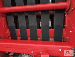 Massey Ferguson 1734 round baler