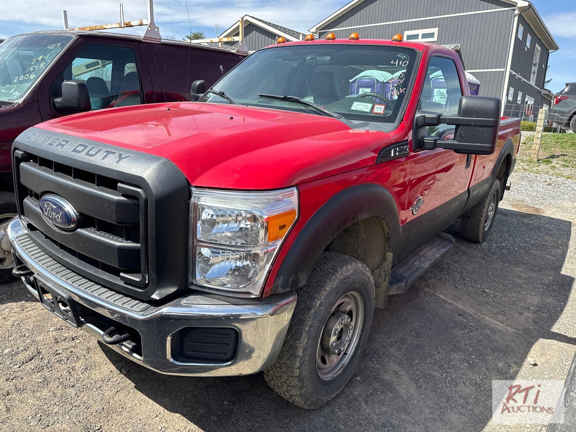 2012 Ford F350 XL pickup, regular cab, 8ft box, 4WD, auxiliary switches, Diesel, 138K,