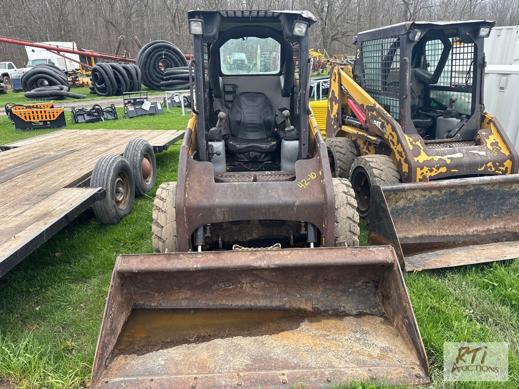 Cat 226 skid steer loader, GP bucket, manual wedges, 17904 hrs