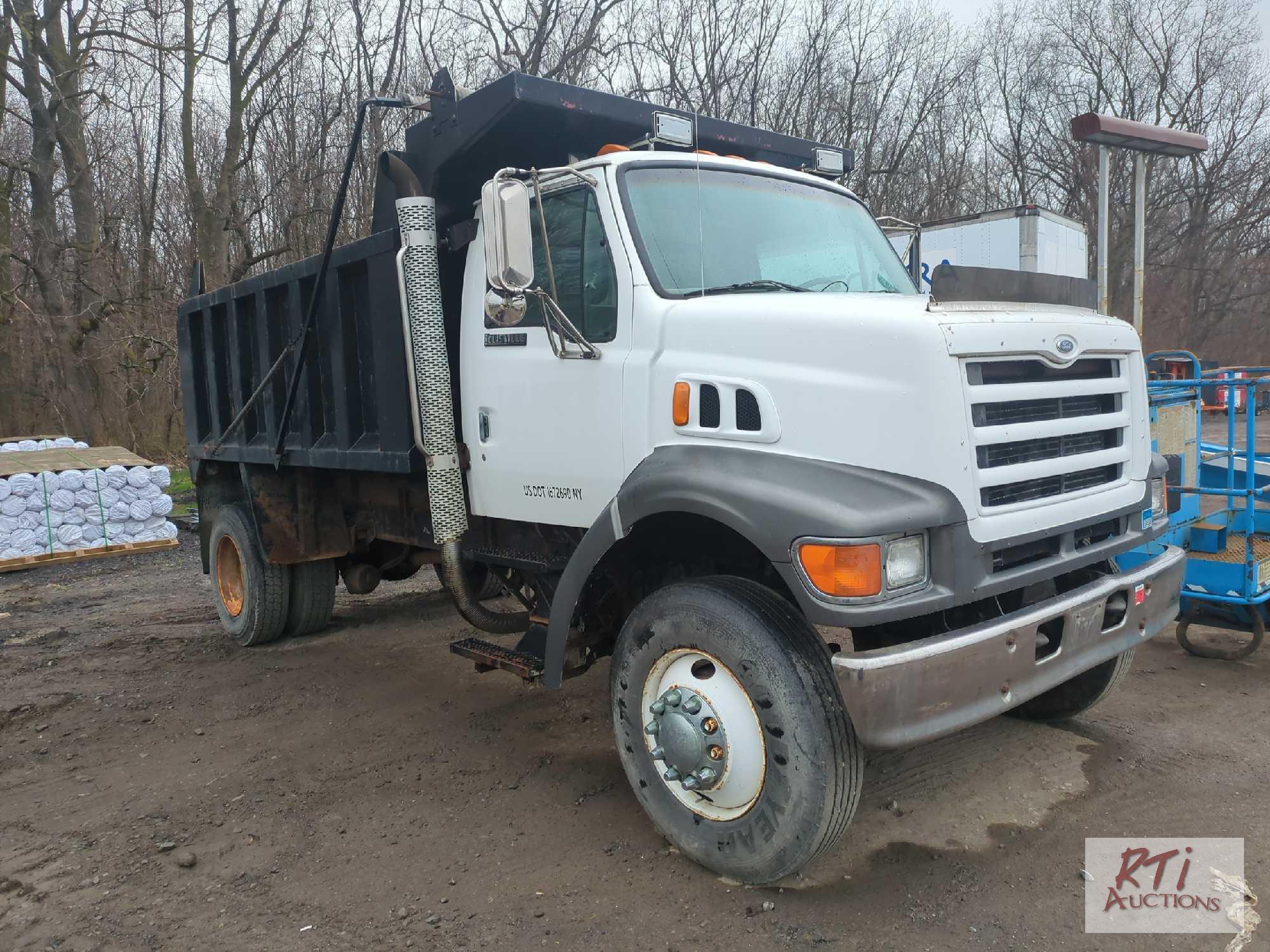 1998 Ford Lousiville, Cat 3126 engine, air brakes, 10ft steel dump body, 6 speed manual