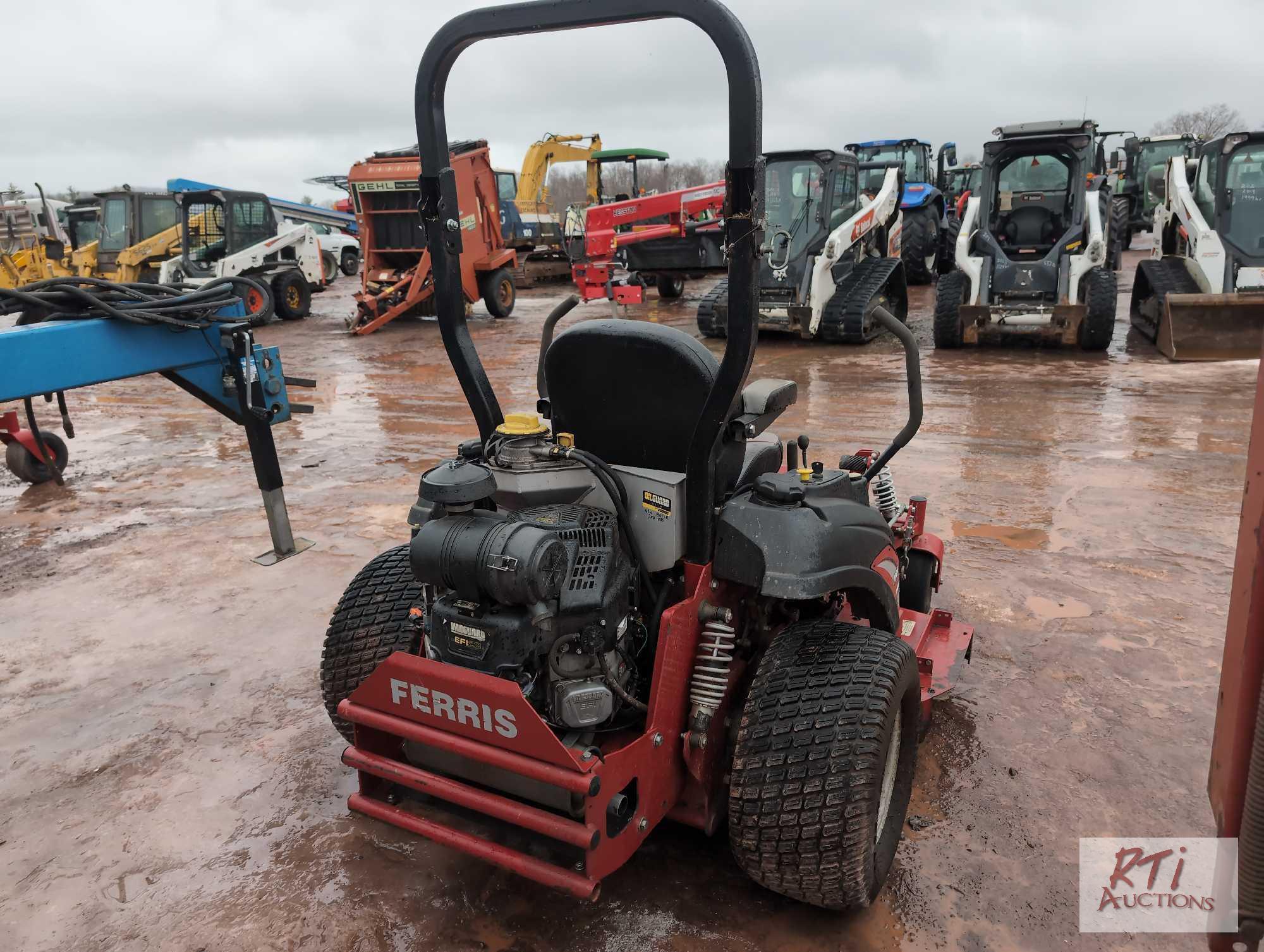 Ferris IS2100Z zero turn mower, 61in deck, VanGuard 28hp engine