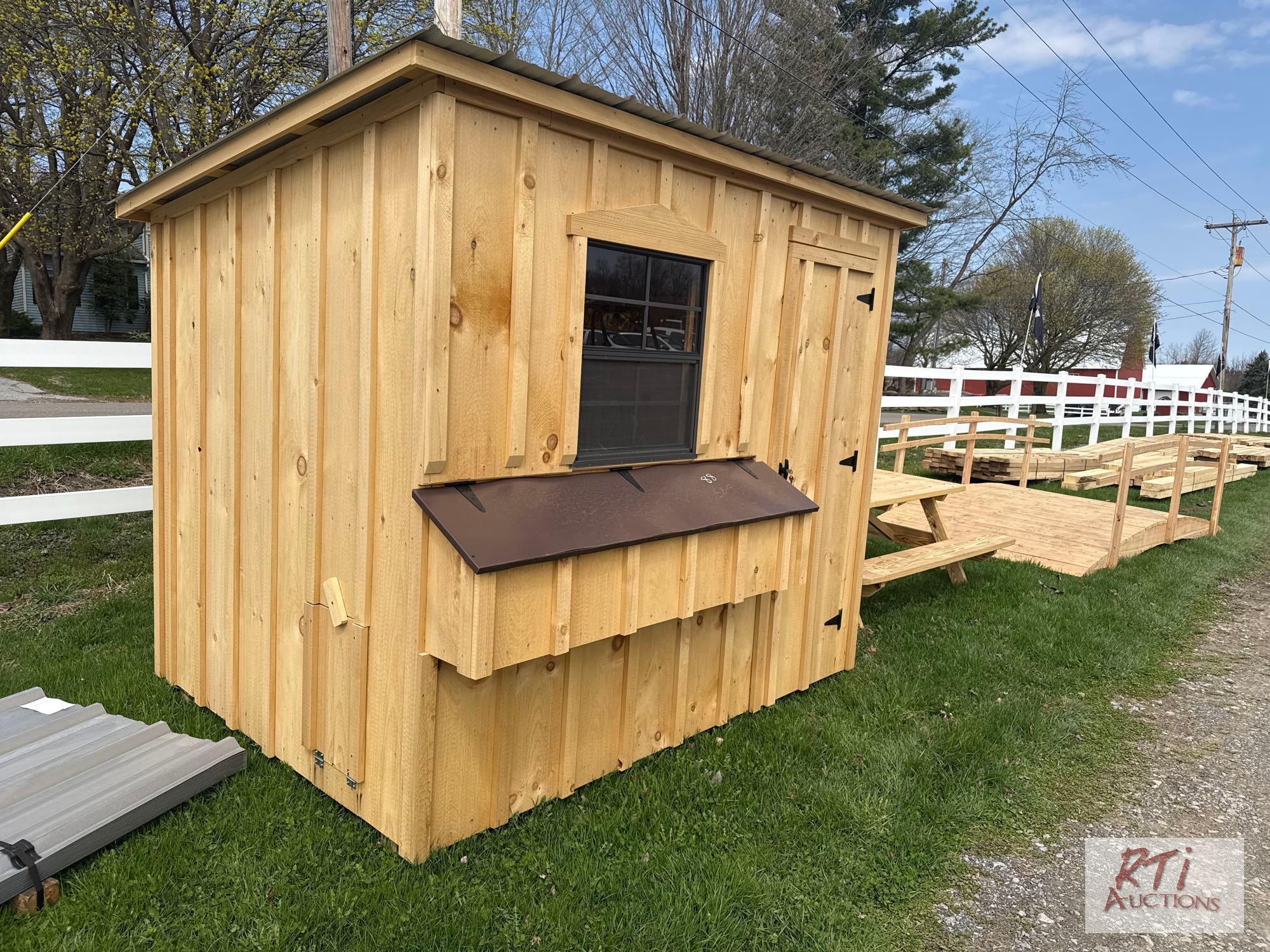 6x8 Chicken coop with man door