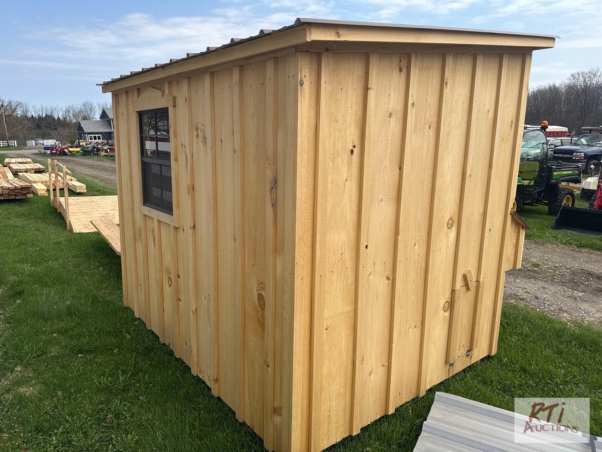 6x8 Chicken coop with man door