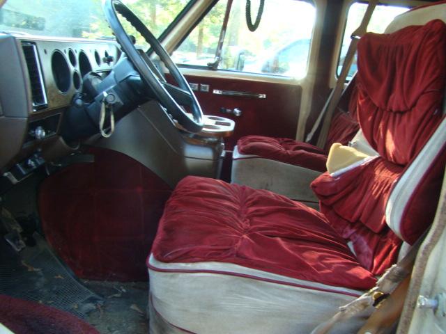 (TC) 1987 CHEV VAN 20