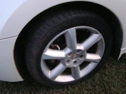 2004 NISSAN MAXIMA