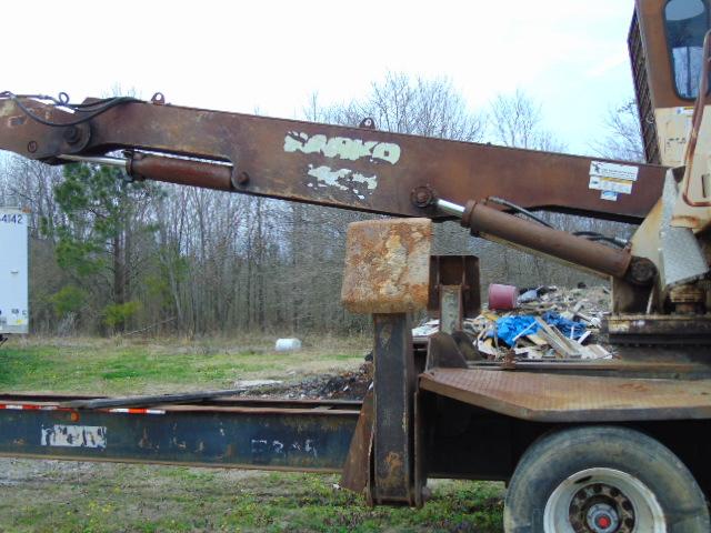 BARKO 160 KNUCKLE BOOM LOG LOADER