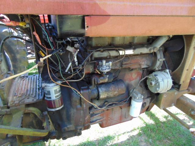 165 MASSEY FERGUSON TRACTOR W/CANOPY