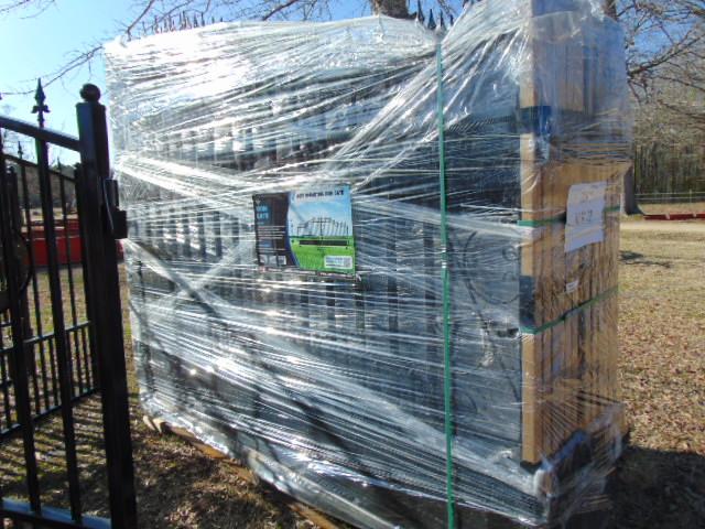 GREATBEAR 20' BI-PARTING IRON GATE W/ "STAR"