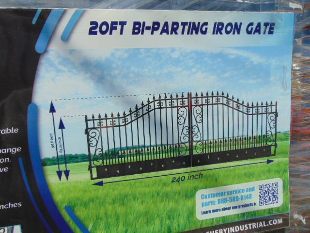 2025 GREATBEAR 20' BI-PARTING GATE WITH "STAR"