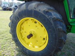 4040 JOHN DEERE TRACTOR