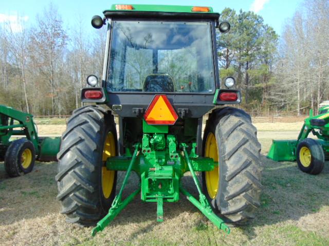 4040 JOHN DEERE TRACTOR