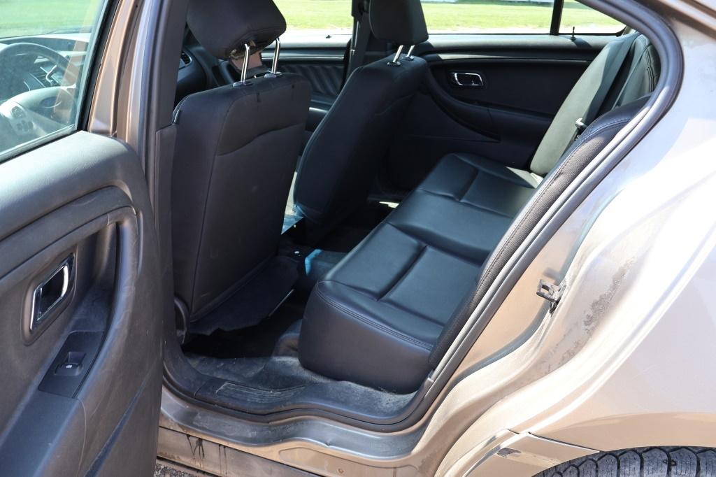 2016 Ford Taurus