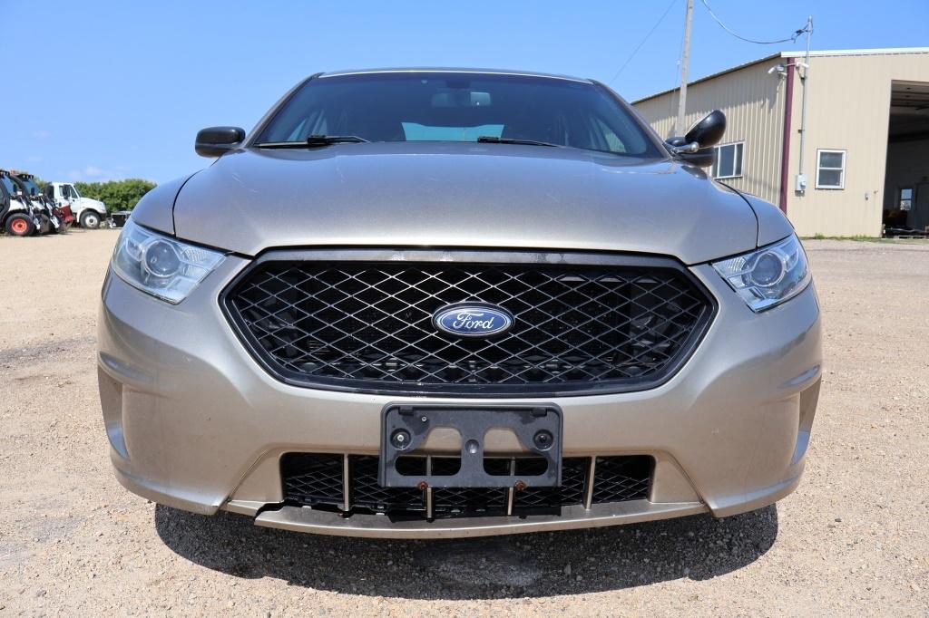 2016 Ford Taurus