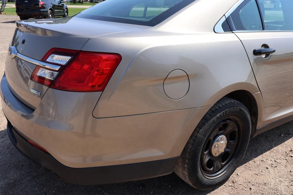 2016 Ford Taurus