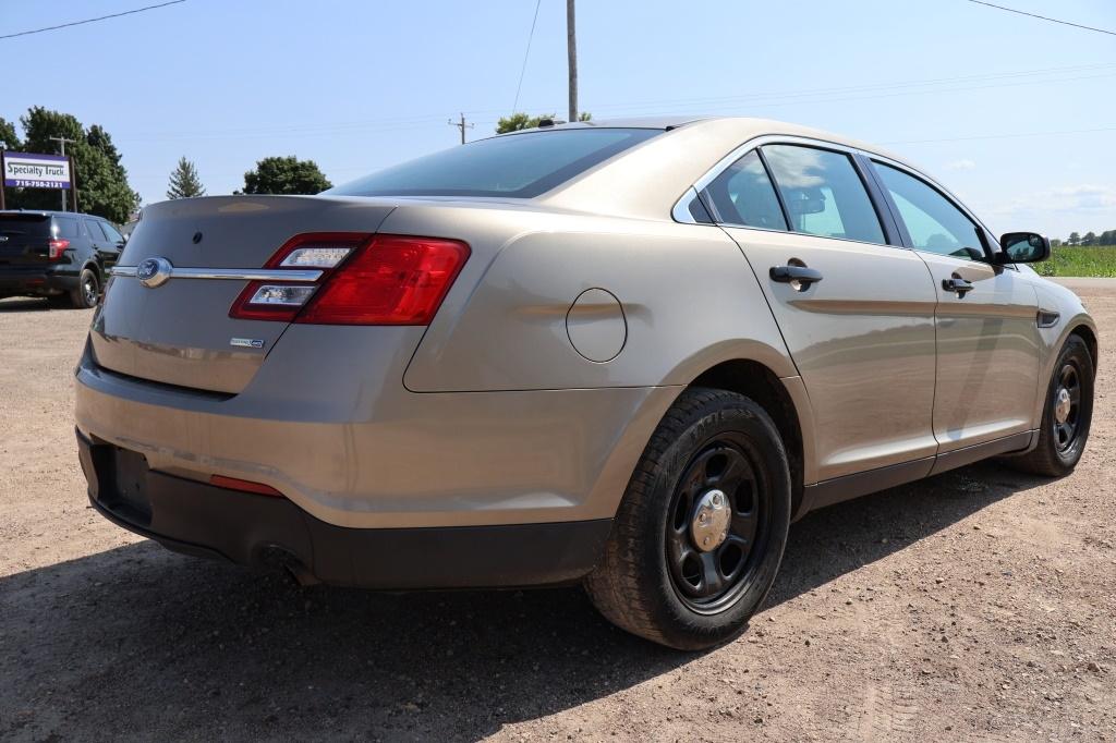 2016 Ford Taurus