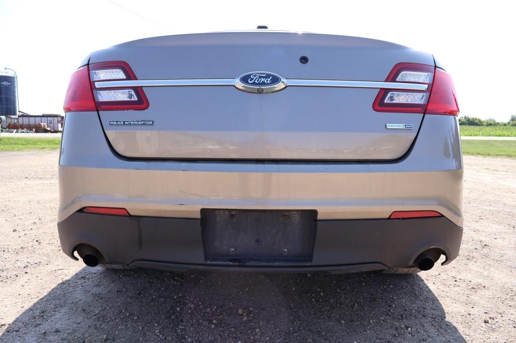 2016 Ford Taurus