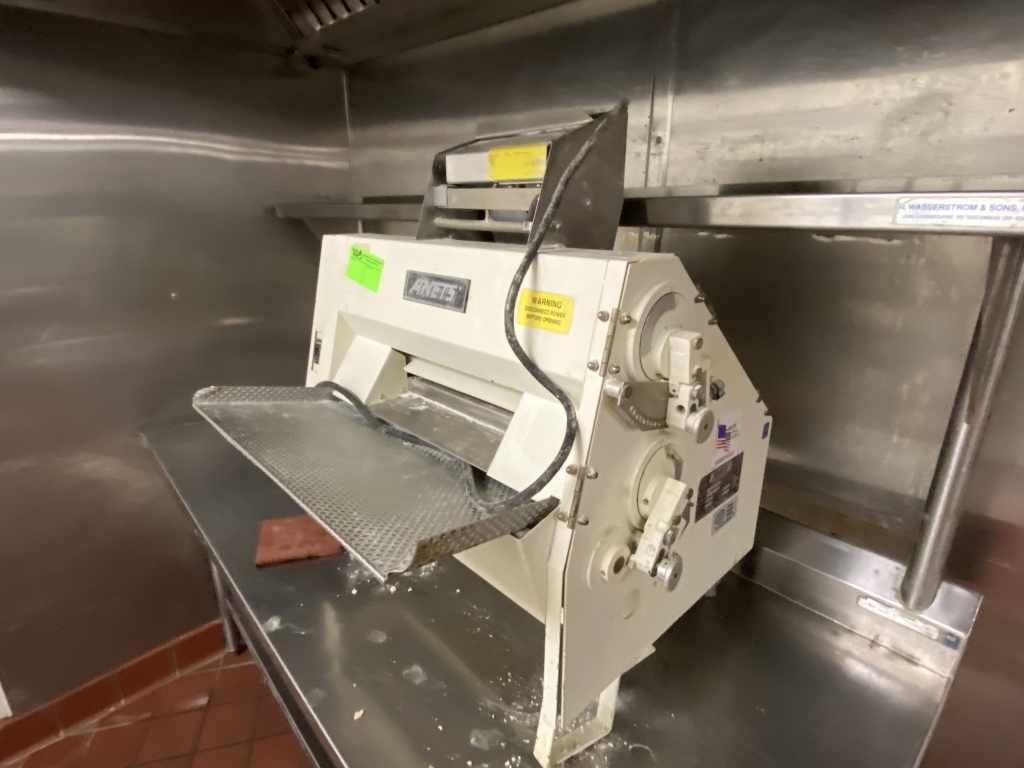 ANETS SDR-21 DOUBLE PASS DOUGH ROLLER Table Top