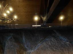 Samsung 48" TV Works All The Way